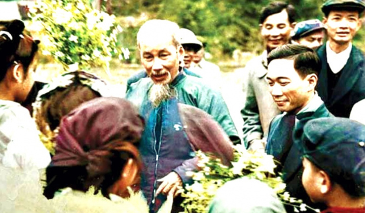 Nhận thức và thực hành văn hóa Hồ Chí Minh