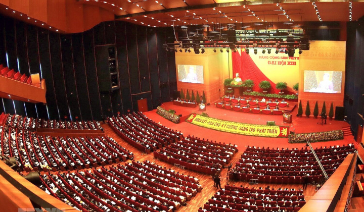 Nhận diện và phản bác quan điểm sai trái phủ nhận nguyên tắc tập trung dân chủ của Đảng