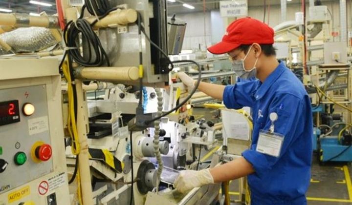 Giai cấp công nhân Việt Nam và những đóng góp vào sự nghiệp xây dựng, bảo vệ và phát triển đất nước