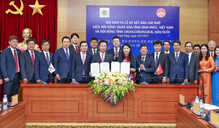 HĐND tỉnh Vĩnh Phúc và Hội đồng tỉnh Chungcheongbuk (Hàn Quốc) ghi nhớ hợp tác