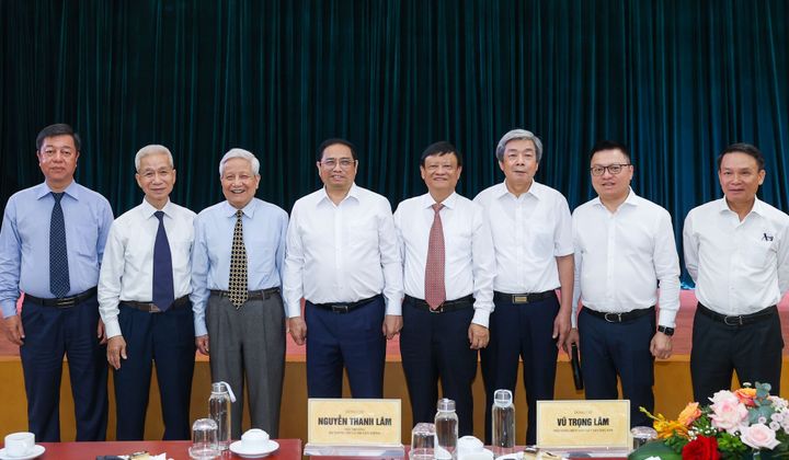 Đẩy mạnh chuyển đổi số báo chí gắn với kinh tế số báo chí