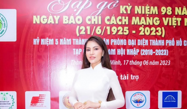 Á khôi Doanh nhân Tài sắc Việt Nam 2022 – Ánh Hồng đồng hành cùng báo chí