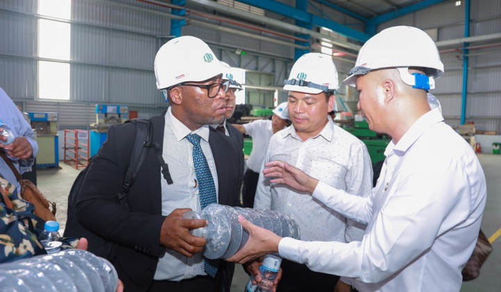 Vina Electric sẵn sàng tư vấn giải pháp và hợp tác trong lĩnh vực điện lực Nam Phi