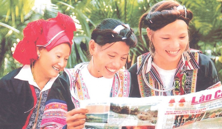 Đặt hàng cấp một số ấn phẩm báo, tạp chí cho vùng đồng bào dân tộc thiểu số và miền núi