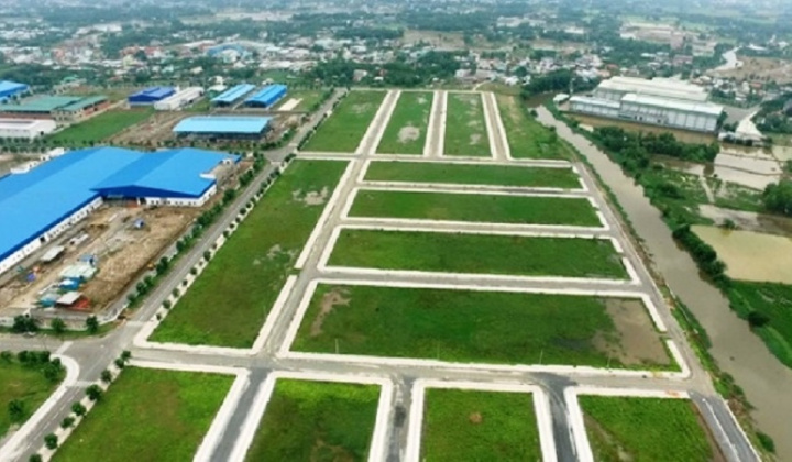 Cho phép UBND tỉnh quyết định phân lô bán nền