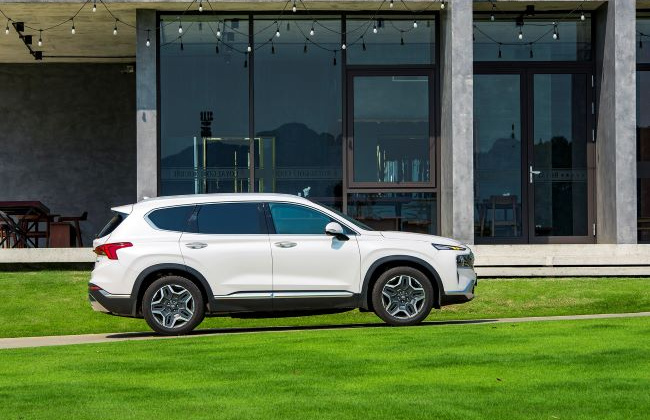 Hyundai Santa Fe Hybrid chính thức giới thiệu tại Việt Nam