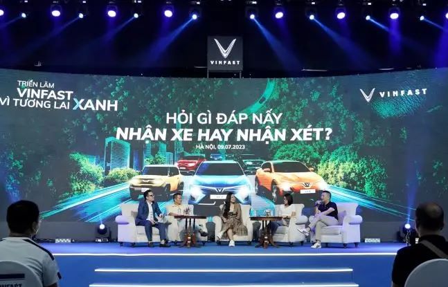 Đi xe điện VinFast thích thú nhàn nhã hơn nhiều so với xe xăng