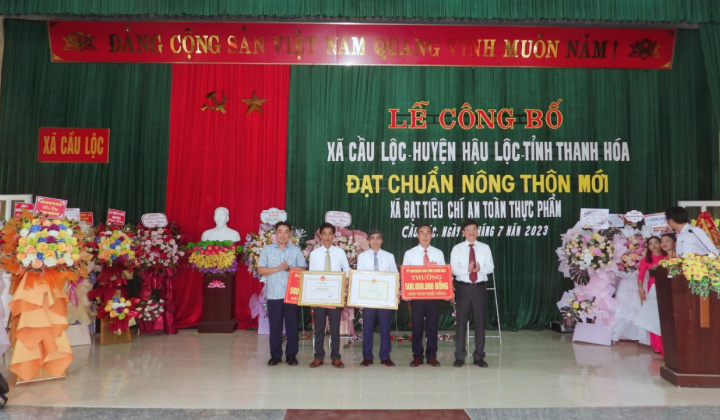 Hậu Lộc: Xã Cầu Lộc đón Bằng công nhận xã đạt chuẩn Nông thôn mới