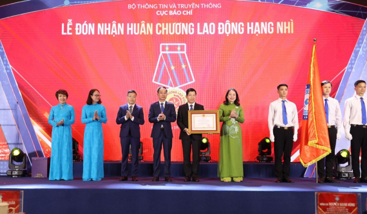Cục Báo chí kỷ niệm 20 năm thành lập và đón nhận Huân chương Lao động hạng Nhì