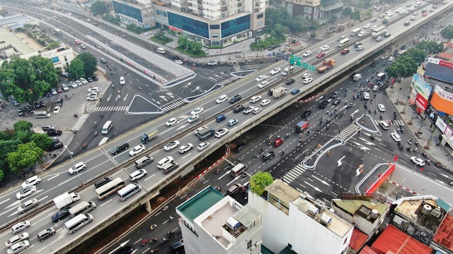 Xây dựng hạ tầng giao thông đồng bộ gắn với phát triển đô thị