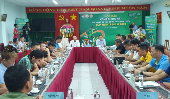 Đắk Lắk: Họp báo vòng chung kết giải Bóng đá Nhi đồng (U11) toàn quốc cúp Nestlé Milo 2023