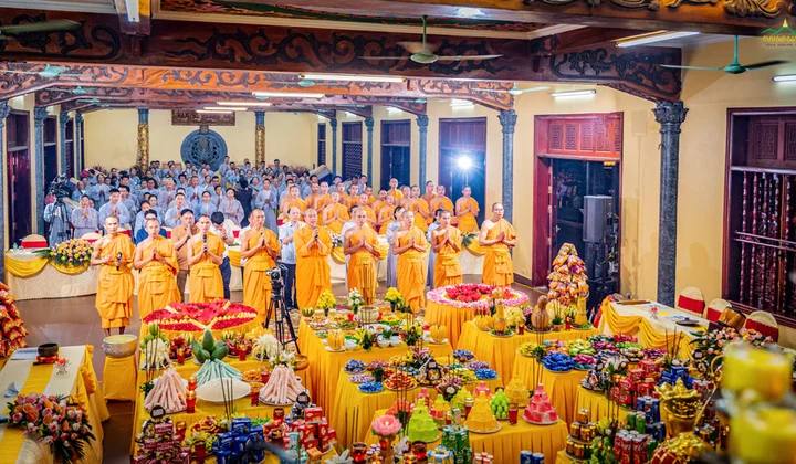 Lắng đọng lễ dâng đăng tri ân - cầu siêu anh hùng liệt sĩ