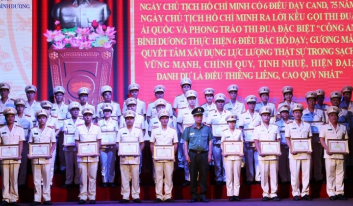 Tự hào những chiến công của lực lượng Công an Bình Dương