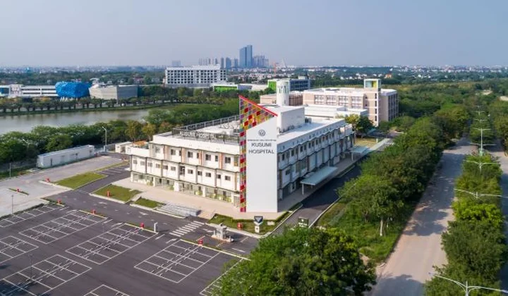 Bệnh viên tiêu chuẩn Nhật Bản đầu tiên ở Ecopark chính thức vận hành