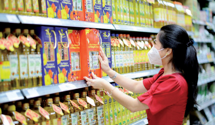 Tăng cường kiểm tra, giám sát việc bán đúng giá niêm yết