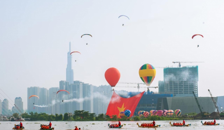 Đến với Lễ hội Sông nước lần thứ nhất tại TP Hồ Chí Minh