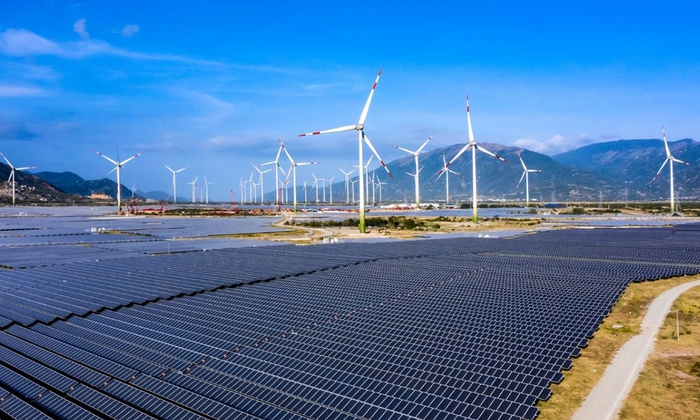 Phát triển Ninh Thuận thành Trung tâm năng lượng tái tạo lớn nhất nước