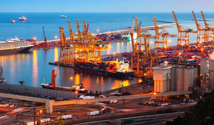 Một số giải pháp kích cầu tăng trưởng kinh tế Việt Nam
