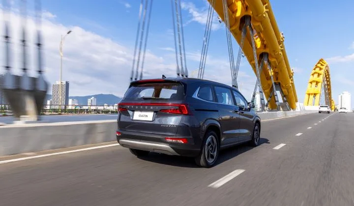 Hyundai Custin lần đầu được giới thiệu tới khách hàng Việt Nam