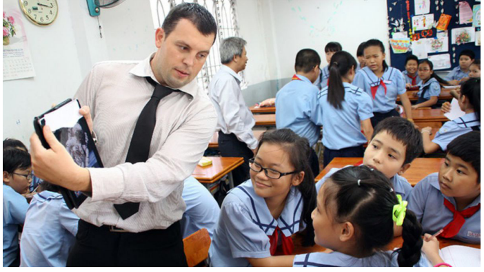 Sửa quy định sử dụng người lao động nước ngoài