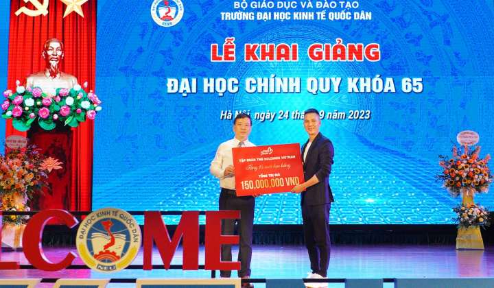 TNG Holdings Vietnam tiếp sức giấc mơ đến trường cho tân sinh viên đặc biệt khó khăn