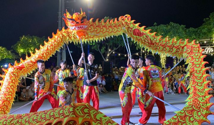 Hải Dương: Phố đi bộ chợ đêm Bạch Đằng đang dần trở thành thương hiệu