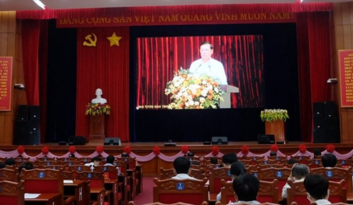 Hội nghị báo cáo viên Trung ương tháng 5 tại điểm cầu Đắk Lắk