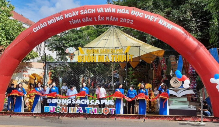 Ngày Sách và Văn hóa đọc Việt Nam năm 2022 tại Đắk Lắk – Góp phần lan toả những giá trị tốt đẹp