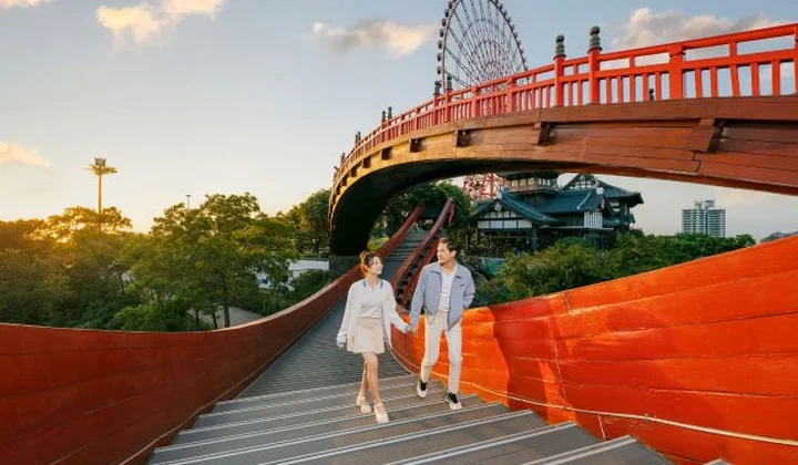 Chỉ 180.000 đồng, đi cáp treo ngắm vịnh Hạ Long và chiêm ngưỡng bảo kiếm triệu đô