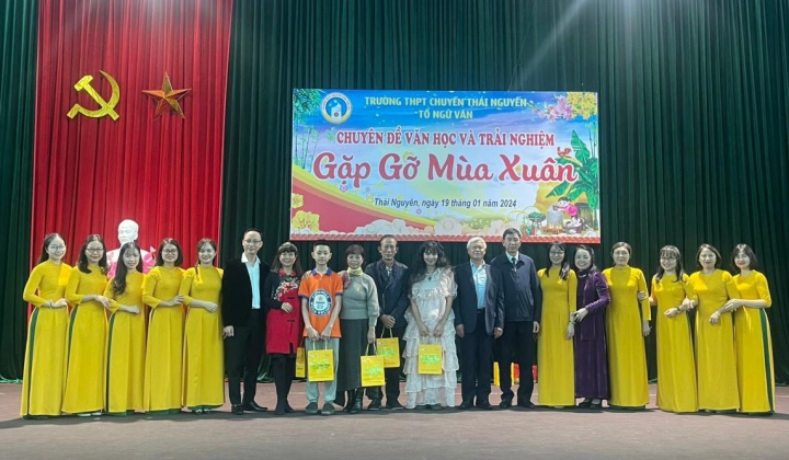 “Gặp gỡ mùa xuân” – Kết nối những tâm hồn văn chương