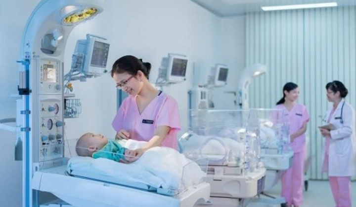 Phát triển nguồn nhân lực y tế cả về số lượng, chất lượng