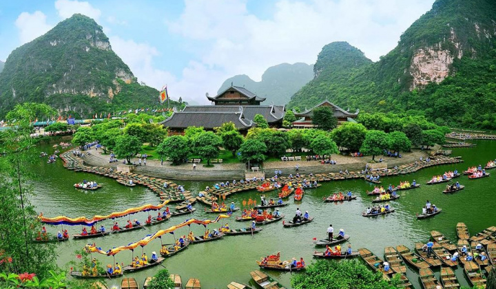 Nhiều hoạt động đặc sắc Kỷ niệm 10 năm Quần thể danh thắng Tràng An là Di sản văn hoá và thiên nhiên Thế giới