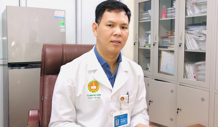 TS.BS Đinh Việt Hùng: Luôn thấu cảm và sẻ chia cùng người bệnh tâm thần