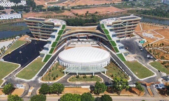 Innovation in human resources training