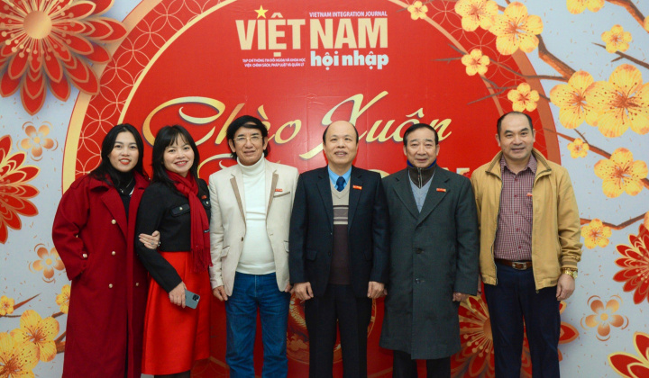Cảm nhận đầu xuân với Tạp chí Việt Nam Hội Nhập