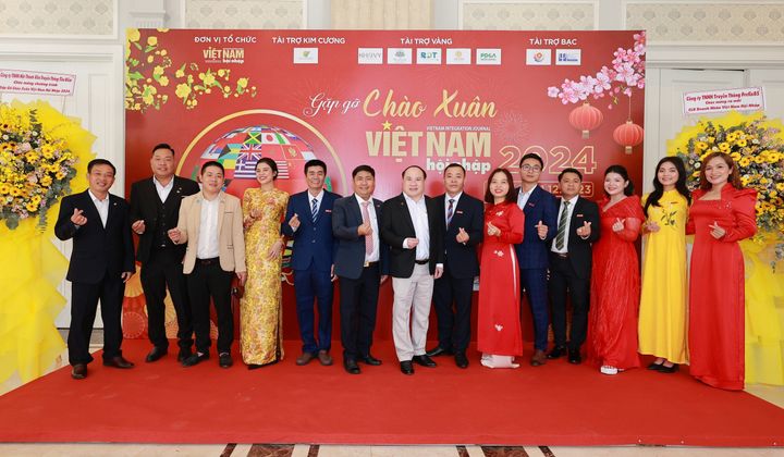 Gặp gỡ chào Xuân Việt Nam Hội Nhập 2024: Tôn vinh sự cống hiến và kết nối đối tác doanh nghiệp
