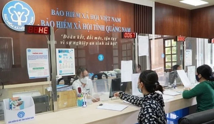 Xây dựng văn hóa công sở tỉnh Quảng Nam hiện nay theo tư tưởng Hồ Chí Minh qua tác phẩm Đời sống mới
