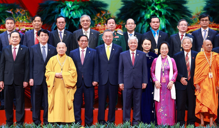 Dưới sự lãnh đạo của Đảng, phát huy vai trò nòng cốt chính trị của Mặt trận Tổ quốc Việt Nam trong xây dựng và củng cố sức mạnh khối đại đoàn kết toàn dân tộc, đưa đất nước bước vào kỷ nguyên mới