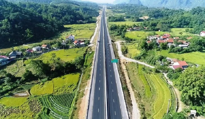 Điều chỉnh cao tốc Tuyên Quang - Hà Giang lên 4 làn xe
