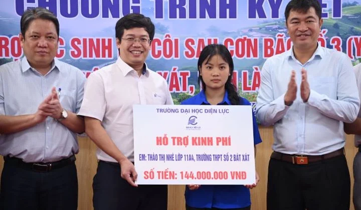 EPU chấp cánh ước mơ cho nữ sinh mồ côi sau bão ở Lào Cai