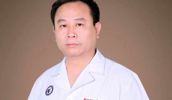 PGS.TS.BS Vũ Văn Tâm: Người thầy thuốc ưu tú của Thành phố Hoa Phượng đỏ