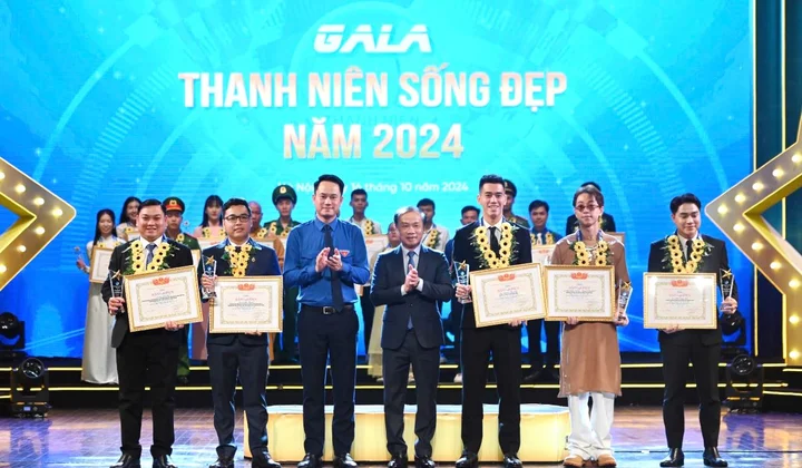Tuyên dương 20 gương thanh niên sống đẹp năm 2024
