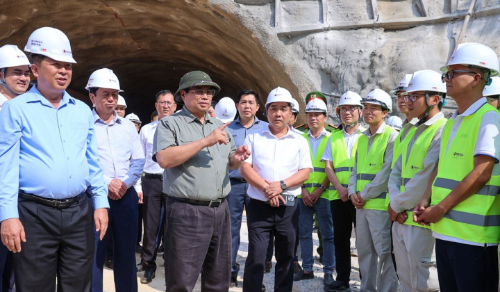 Quyết tâm hoàn thành cao tốc Đồng Đăng-Trà Lĩnh và Hữu Nghị-Chi Lăng trong năm 2025