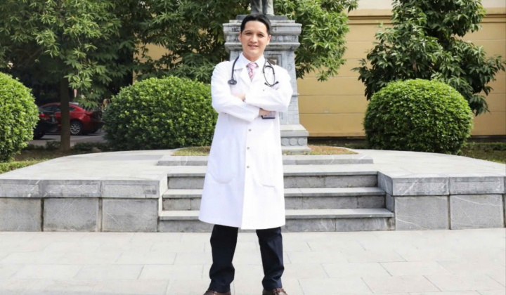 Phó Giáo sư, Tiến sĩ Lê Hoàn: Một thầy giáo, thầy thuốc tâm huyết