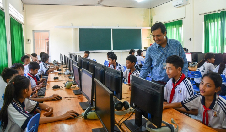 Improving the quality of education for Khmer ethnic minority areas