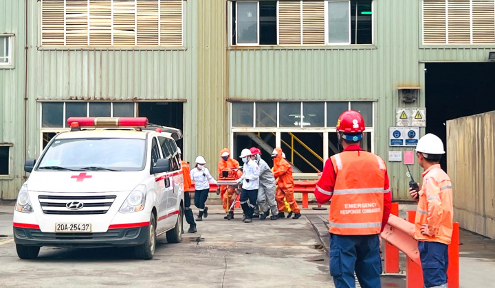 Núi Pháo thực hành diễn tập phương án ứng phó sự cố tràn đổ hóa chất