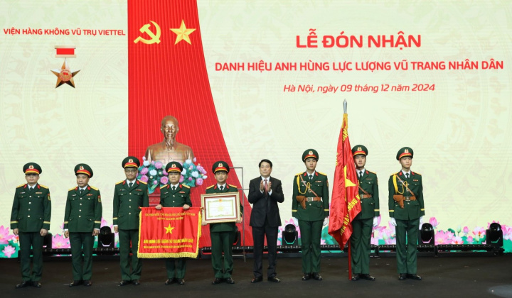 Viện Hàng không Vũ trụ Viettel đón nhận danh hiệu Anh hùng Lực lượng vũ trang nhân dân