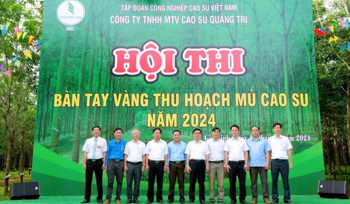 Xuân sớm trên miền cao su Bắc Trung bộ