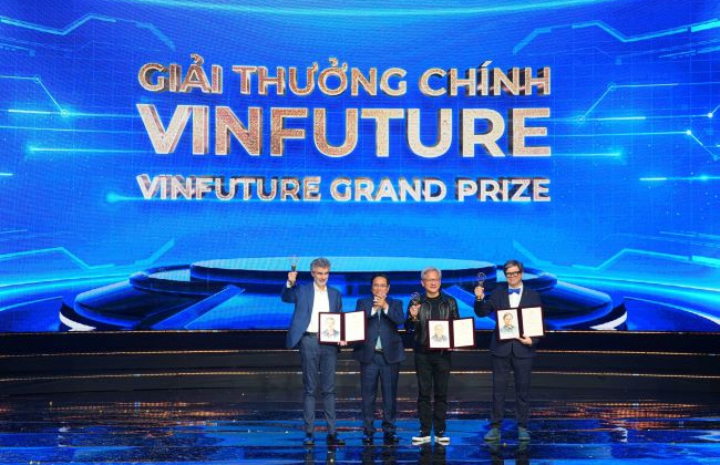 Chủ nhân VinFuture 2024 Jensen Huang: Người đặt nền tảng cho đột phá trí tuệ nhân tạo