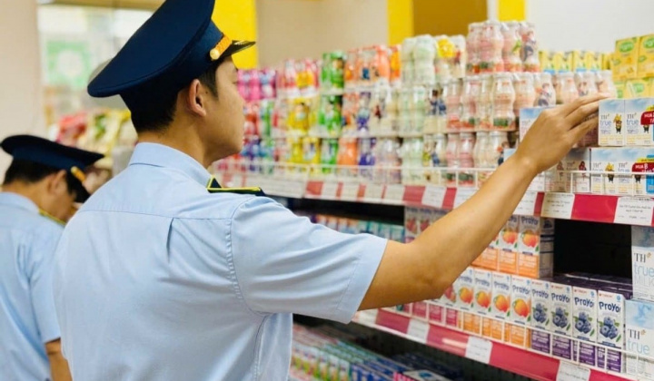 Cục QLTT tỉnh Ninh Bình: Tăng cường công tác giám sát, bảo vệ quyền lợi người tiêu dùng và phát triển thị trường minh bạch